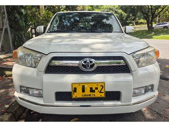 toyota 4runner 4.0 limited at 4x4 2011