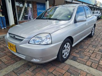 kia rio stylus 1.6cc mt aa