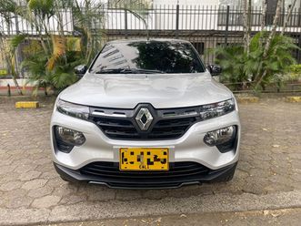 renault kwid 1.0 iconic