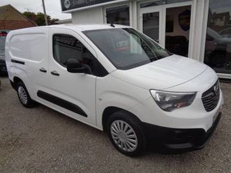 2022 22 vauxhall combo crew van 1.5 turbo d 2300 dynamic double cab diese no vat