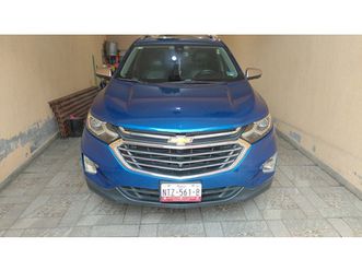 asientos de piel, quemacocos panorámico, pantalla frontal