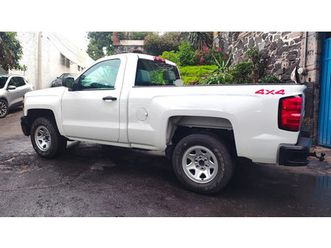 excelente chevrolet silverado 2500, 4x4, 2014
