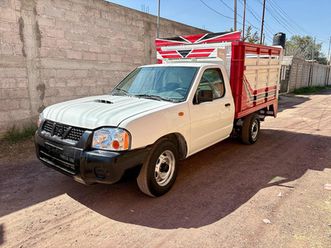 nissan estacas 2.5 tdi