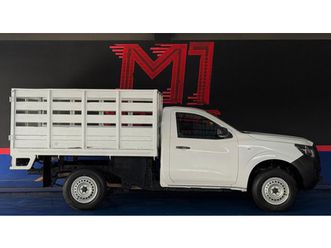 nissan np300 2.5 estacas dh mt