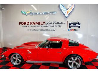 1963 chevrolet corvette split window coupe