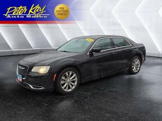 used 2018 chrysler 300 touring