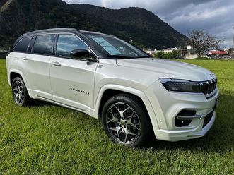 jeep commander 1.3 overland at