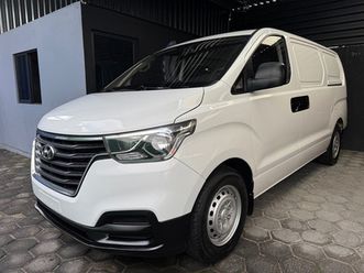 hyundai starex 2.4 cargo van