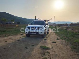 nissan pathfinder 2.5 dci xe 7 plazas