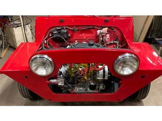 1987 mini moke rouge manuel, 4 vitesses conduite à gauche...