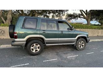 1998 vauxhall monterey vert foncé automatique, 5 vitesses...