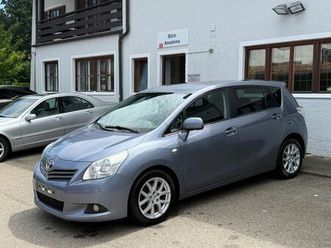 toyota verso executive