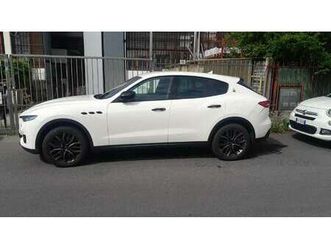 levante 3.0 v6 gransport nerissimo 275cv auto