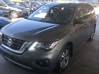 2017 nissan pathfinder ls
