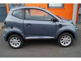 aixam minauto elektrisch 5 kw ideal wenn eine normale steckdose beim haus verfügbar ist ,und sehr geringe servivekosten