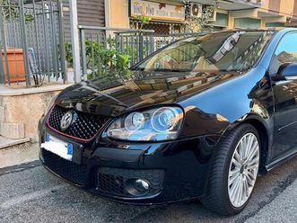 wolkswagen r32 cilindrata 3200, 250 cv.