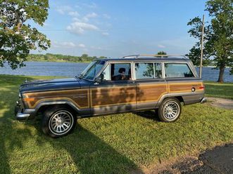 jeep grand wagoneer
