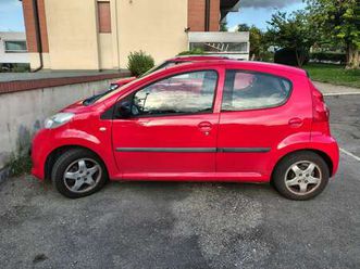 107 5p 1.0 12v sweet years c/navi