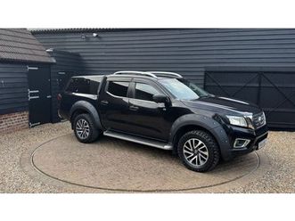 2016 nissan np300 noir automatique, 7+ vitesses conduite...