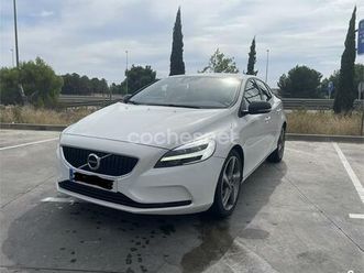 volvo v40 2.0 t2 kinetic