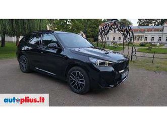 BMW IX1 bmw-ix1-68-kwh-off-road-crossover