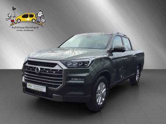 grand 2.2d automatik 4wd lux