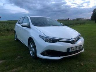 ② toyota auris 1,33 essence 2016 — toyota — 2ememain