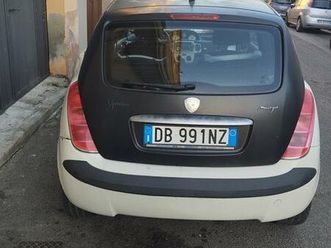 lancia y 2006 momo design