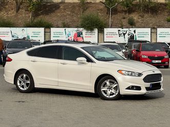 ford fusion an. 2015