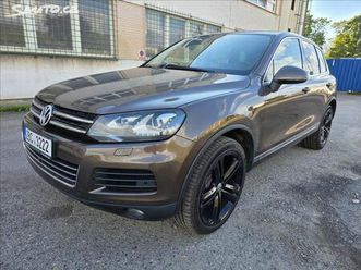 volkswagen touareg 4.2tdi v8 285kw kůže vzduch