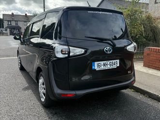 toyota sienta 2016 - 7 seater