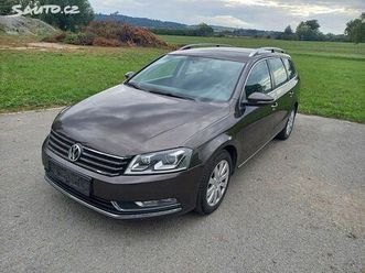 volkswagen passat 1.6 tdi-digiklima-navi+rozvody