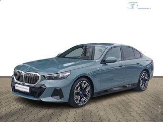 bmw serija 5: bmw 530e sedan. 220kw