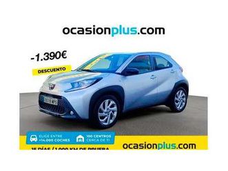 toyota aygo x cross play