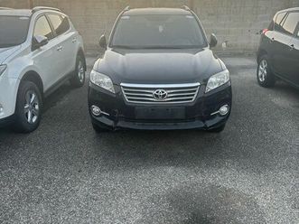 vends toyota rav4 vvti