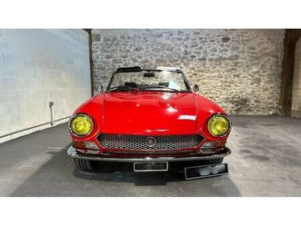 FIAT 124 SPIDER 1970-fiat-124-spider-rouge-manuel-5-vitesses-conduite-a