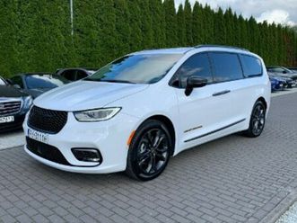 chrysler pacifica 3.6 v6 291 km road tripper 7 osób jak nowa hak