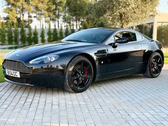 aston martin vantage coupe v8