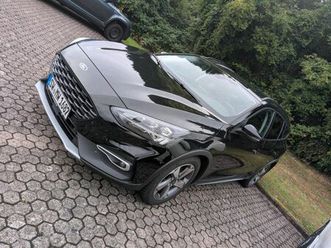 ford focus active 1.0 ecoboost