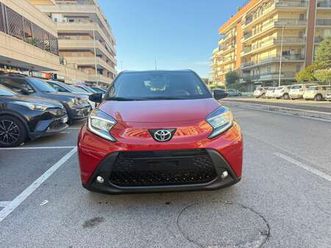 aygo x 1.0 vvt-i 72 cv 5 porte limited led navi ka