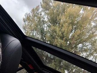 si vende bmw 530 x drive m sport.