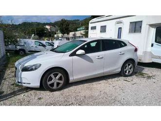 v40 ii 2012 2.0 d2 kinetic my17