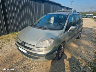 peugeot 807 2.2 hdi de 2004 7 places avec 238000 kms en tres bon etat