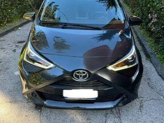 aygo 5p 1.0 x-play tss m-mt