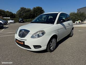 lancia ypsilon 1.3 mjtd 75ch platinum