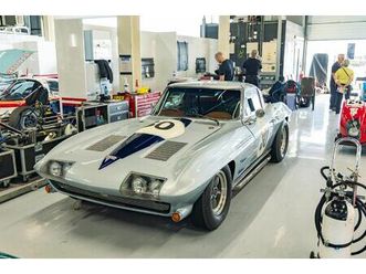 1963 chevrolet corvette stingray split window coupe race car