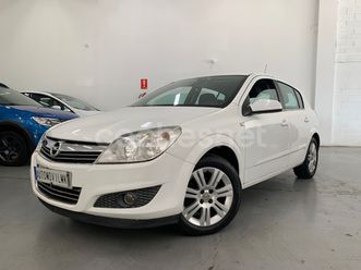 opel astra 1.4 16v essentia