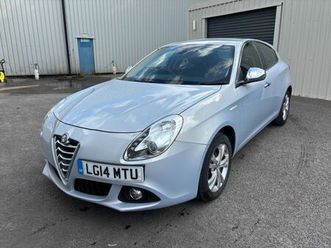 alfa romeo giulietta distinctive 2014 ,1.4 petrol manual 5dr hatchback # fsh, great drive #