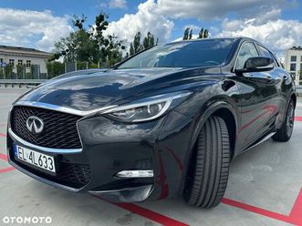 infiniti q30 1.6t sport tech 7dct