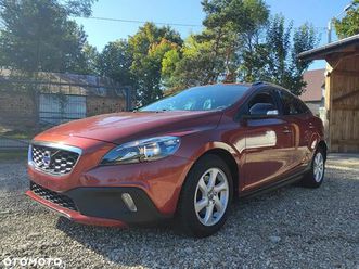 volvo v40 cross country d2 momentum